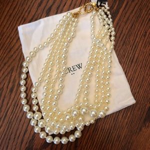 Brand new layered pearl necklace